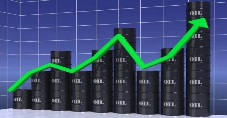 تراجع أسعار النفط عن مكاسبها الأسبوعية وانخفاض أسعار الذهب